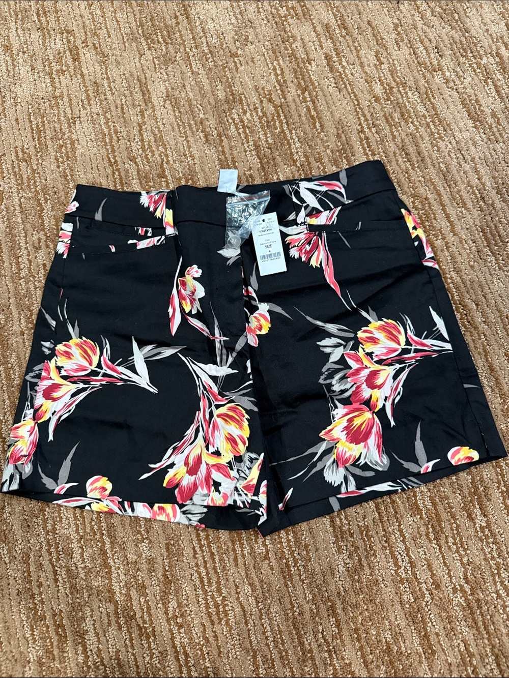 White House Black Market Black Floral Print Women's Shorts